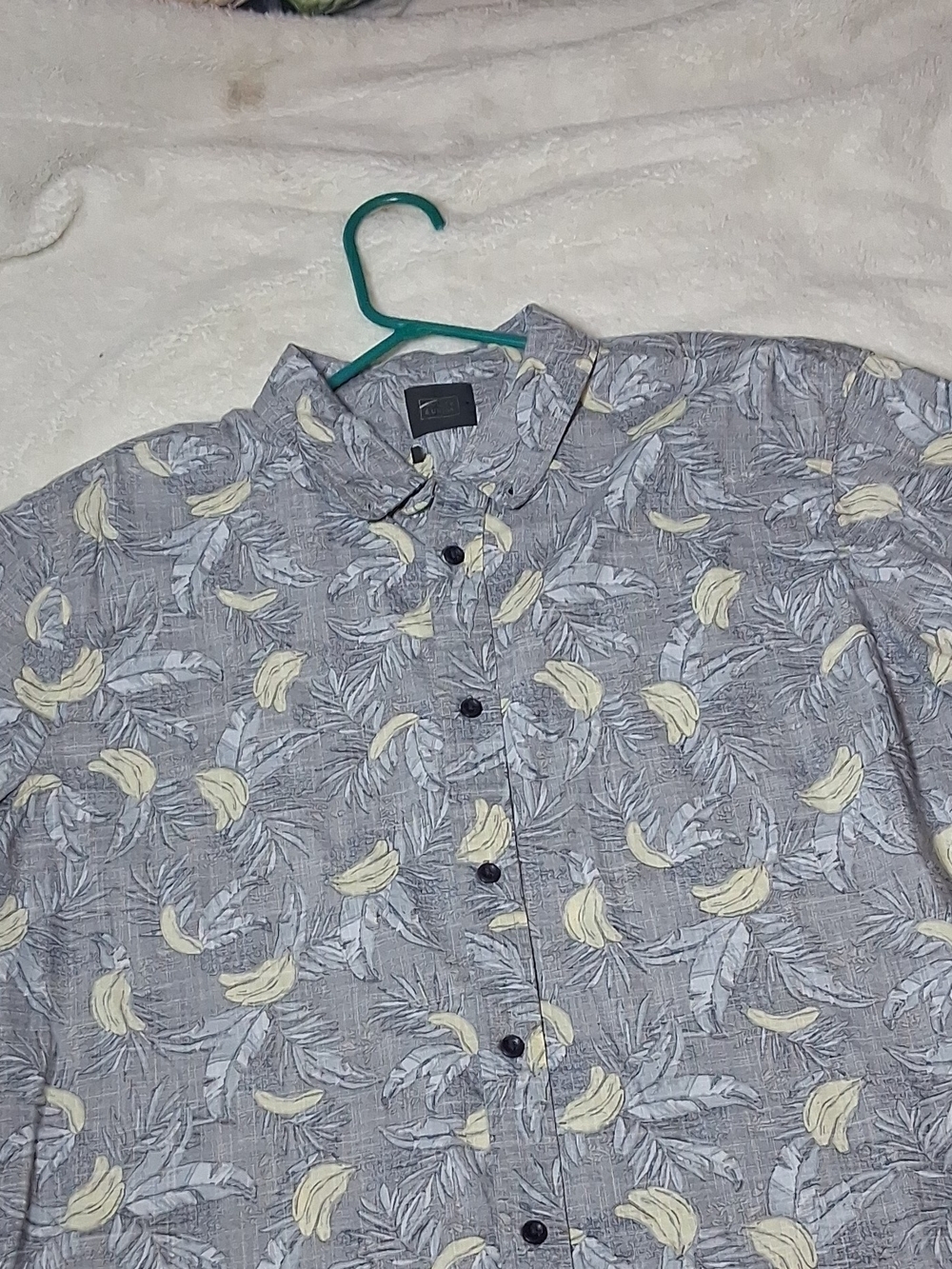 14th & Union Gray Tropical Banana Print Button-Down Shirt